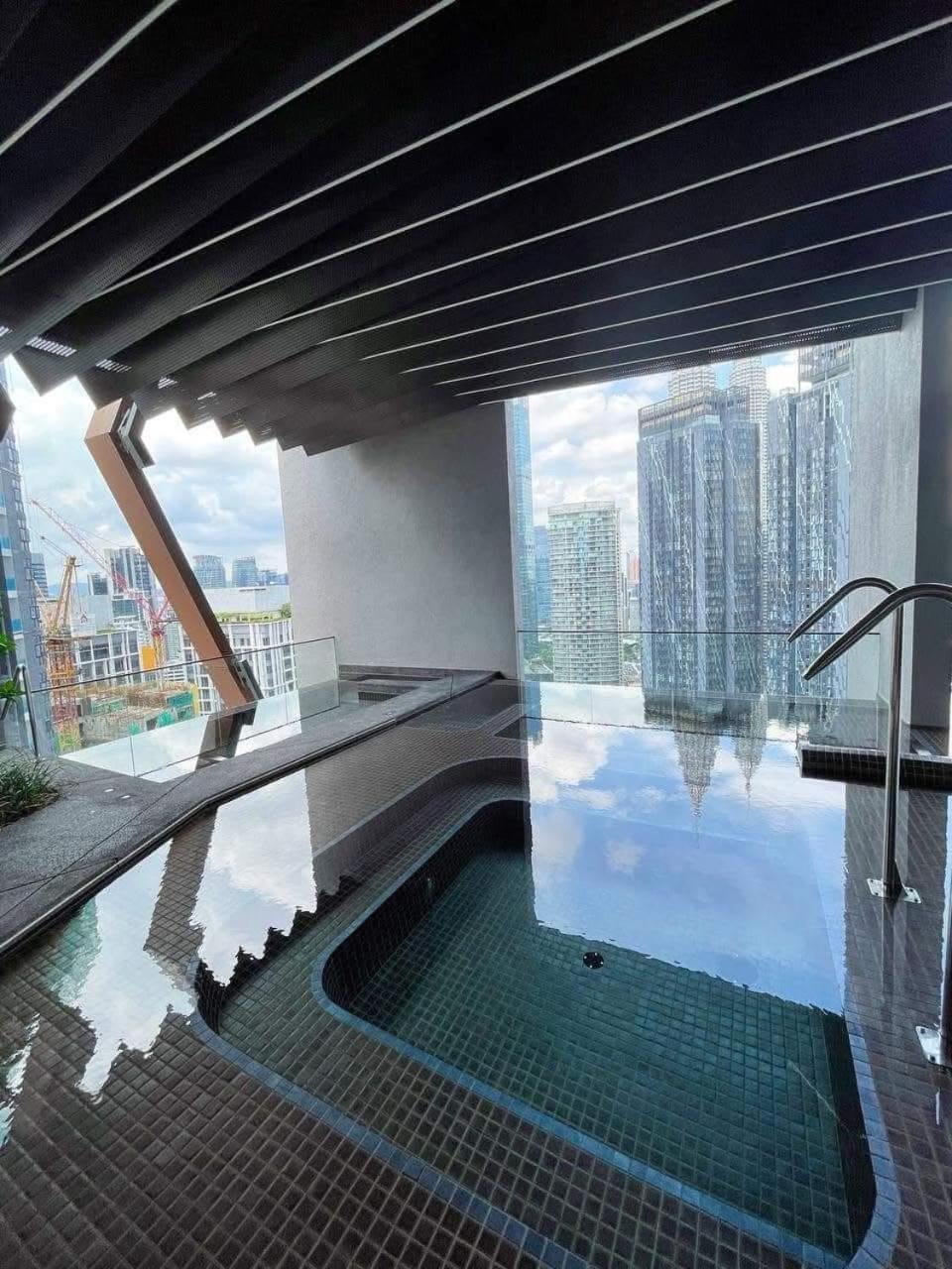 Pangsapuri Luxe Sky Scarletz Klcc Kuala Lumpur